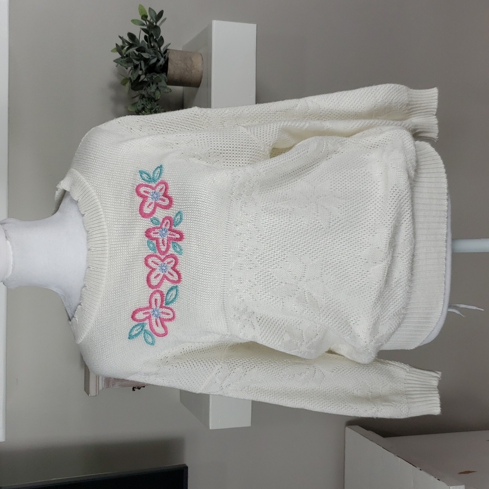 Vintage Bay Point Threads Floral Sweater